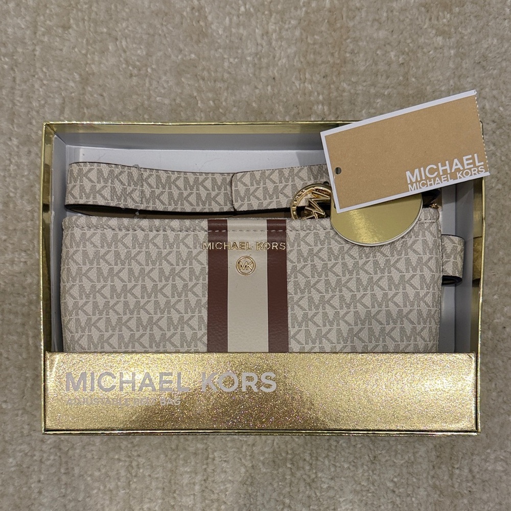 Michael Kors Cream and Brown Wristlet